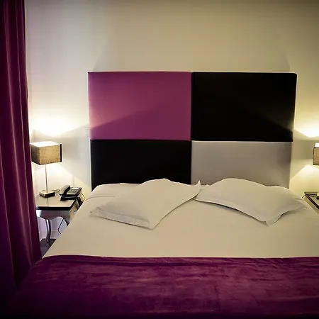 Lejlighedshotel Adonis 3*