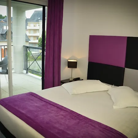 Adonis Lejlighedshotel 3*