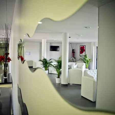Lejlighedshotel Adonis 3*