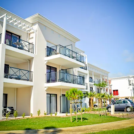 Lejlighedshotel Adonis 3*