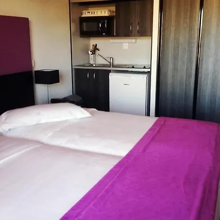 Adonis Hotel apartamentowy