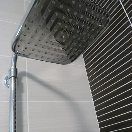 Hotel apartamentowy Adonis