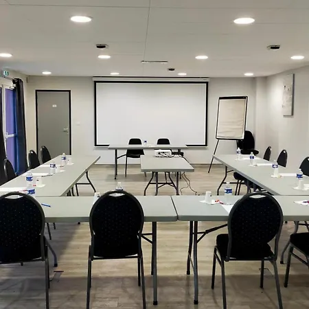 Adonis Hotel apartamentowy