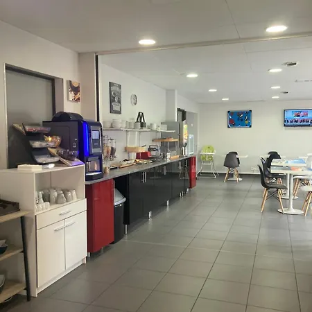 Adonis La Baule-Escoublac