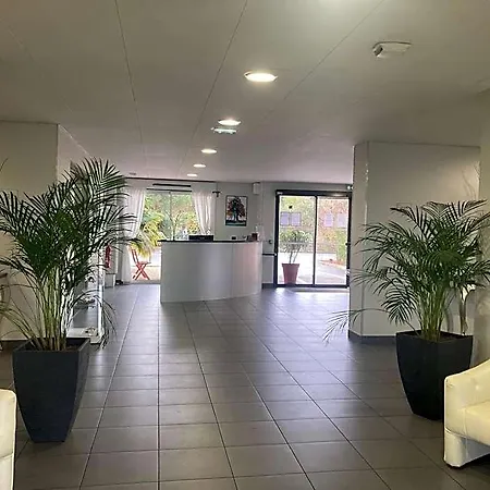 Adonis Lejlighedshotel La Baule