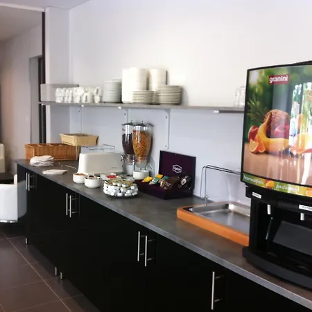 Adonis Appart hôtel 3*