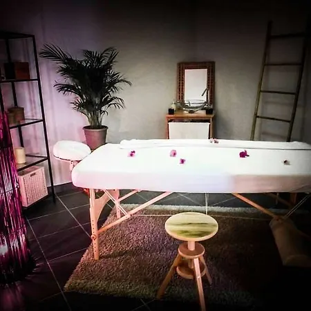 Adonis Lejlighedshotel