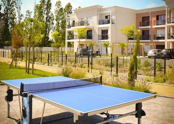 Aparthotel Adonis 3*