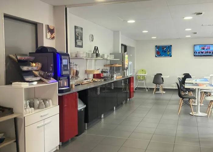 Adonis La Baule-Escoublac