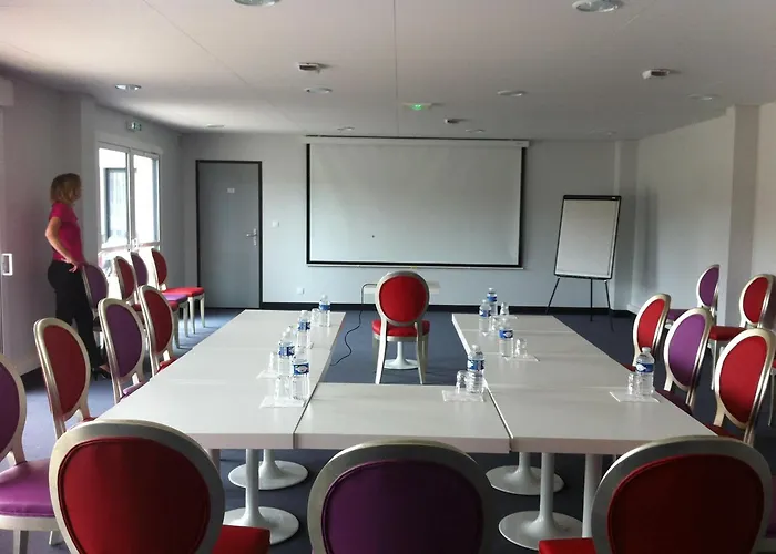 Aparthotel Adonis 3*