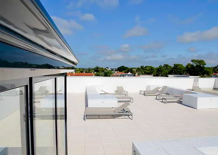 Lägenhetshotell Adonis 3*